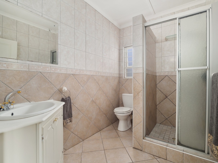 3 Bedroom Property for Sale in Costa Sarda Western Cape